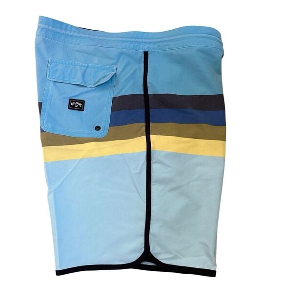 Billabong ~Mens striped Boardshorts ~ side pockets ~size tag removed, see photos - Picture 3 of 14